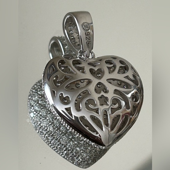 Sterling silver pave heart pendant with scalloped hearts on flip side 1” - Picture 4 of 4